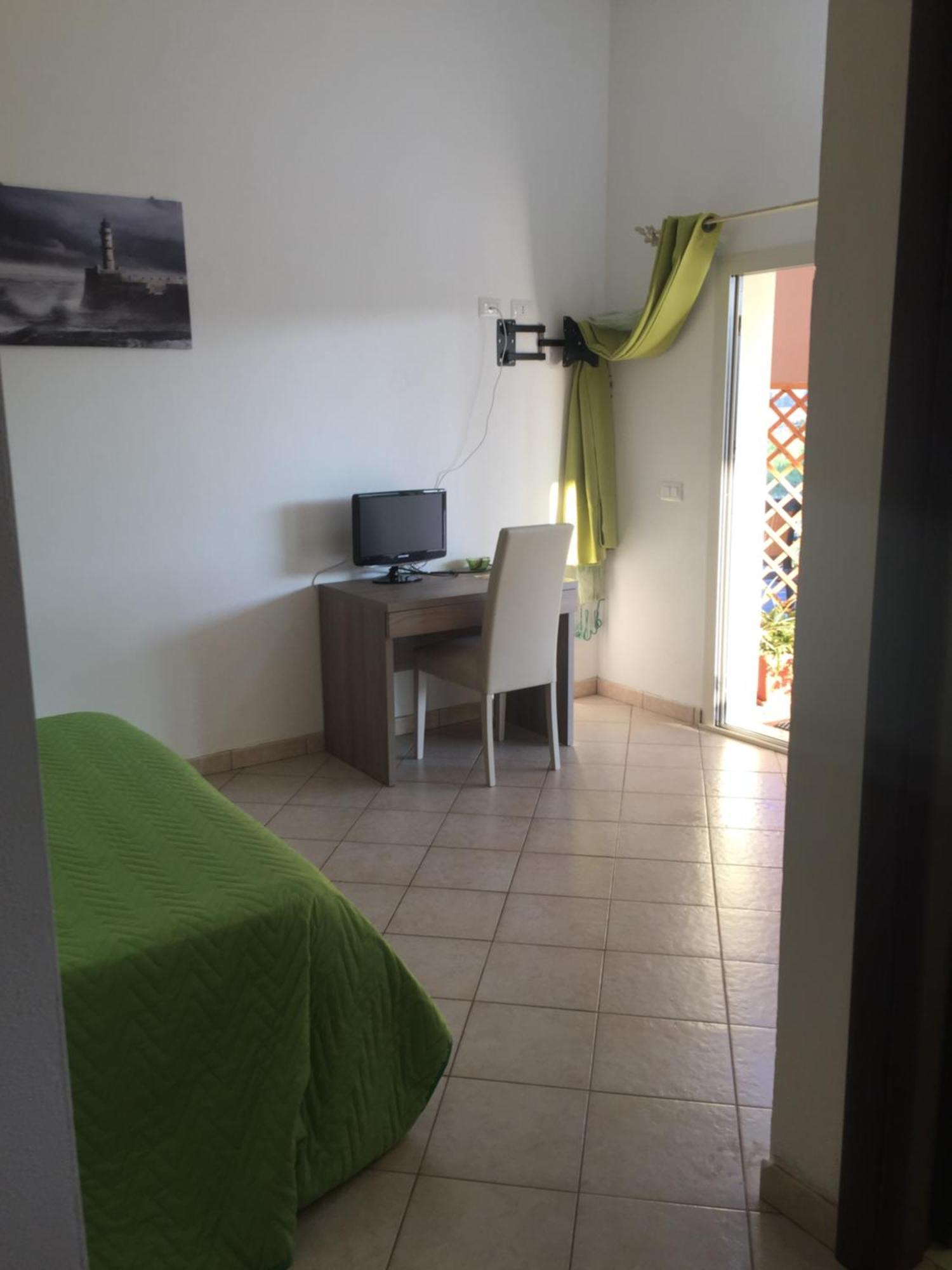 La Maison Di Zia Annina Olbia Bagian luar foto