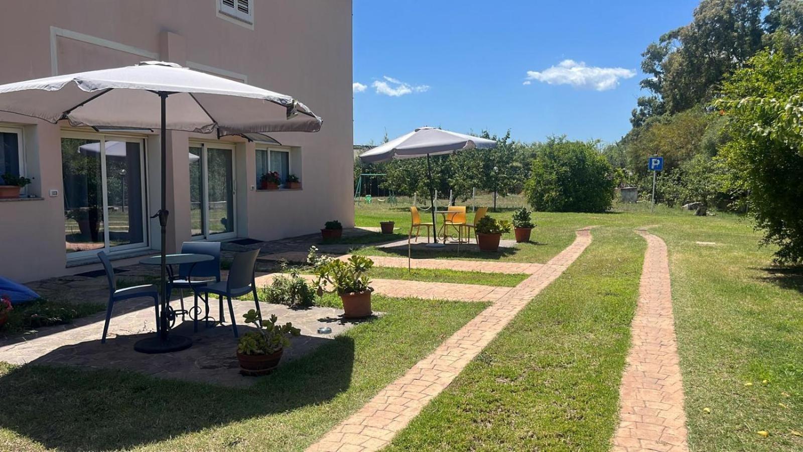 La Maison Di Zia Annina Olbia Bagian luar foto
