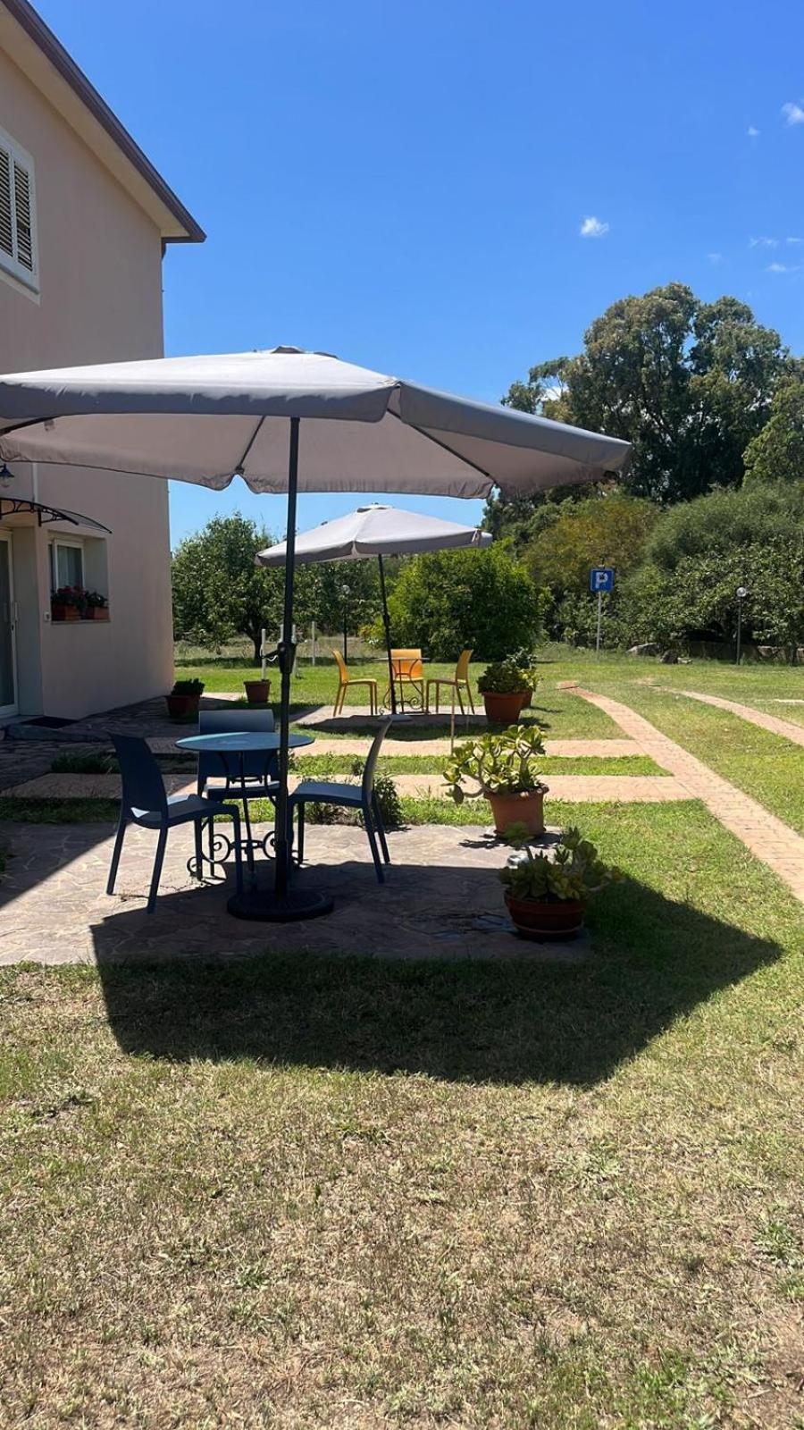 La Maison Di Zia Annina Olbia Bagian luar foto