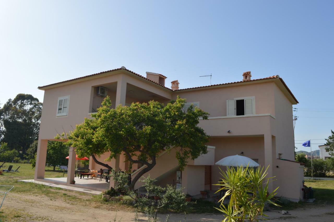 La Maison Di Zia Annina In Sardegna Hotel Olbia Bagian luar foto